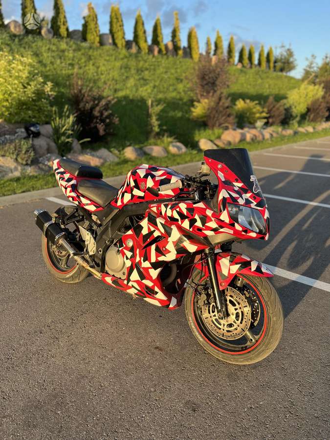 Suzuki SV 650cc, superbikes