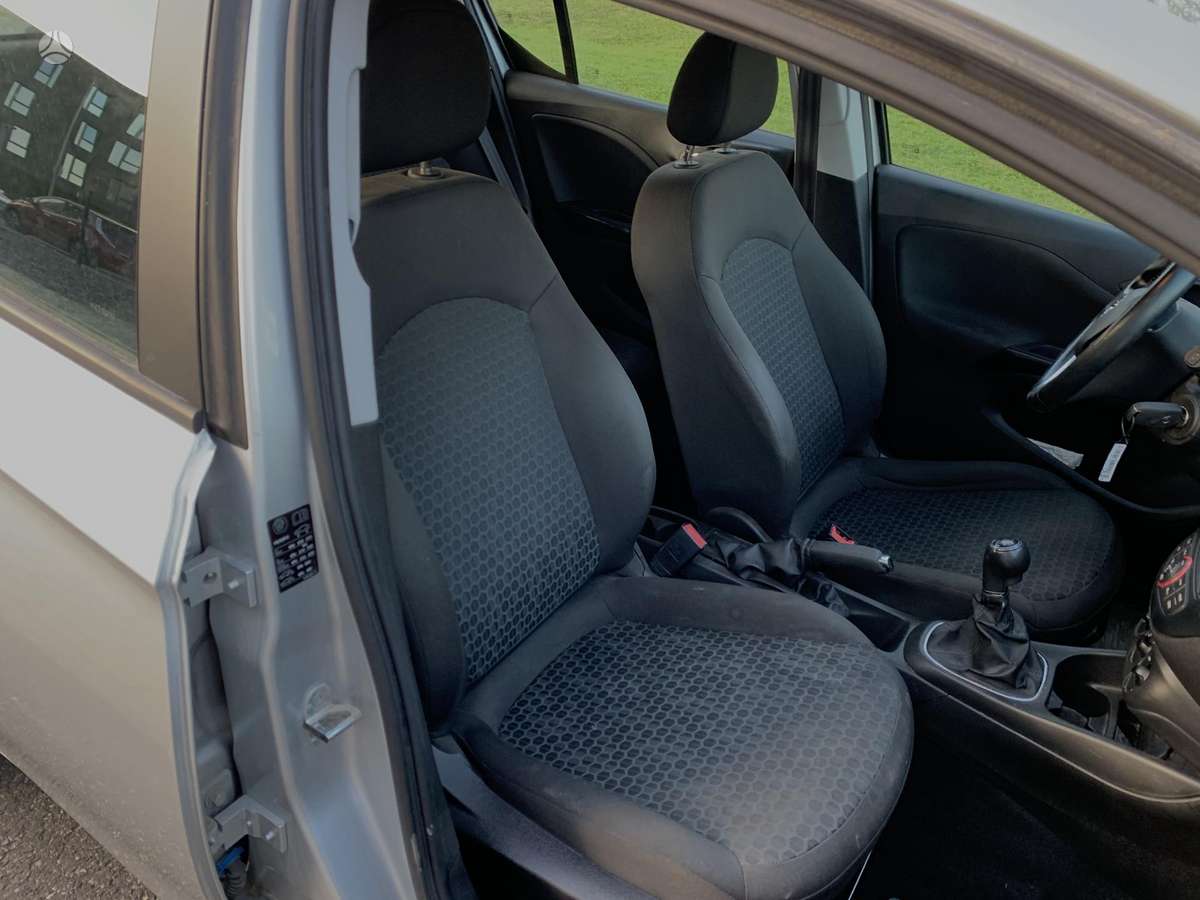 Opel Corsa, 1.3 l., hatchback