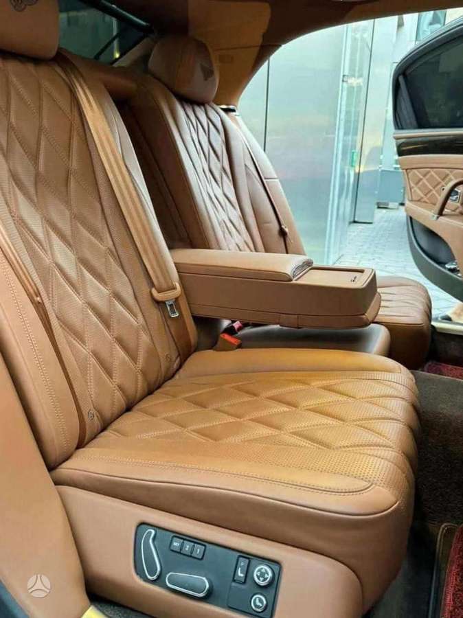 Bentley Flying Spur, 6.0 l., Седан