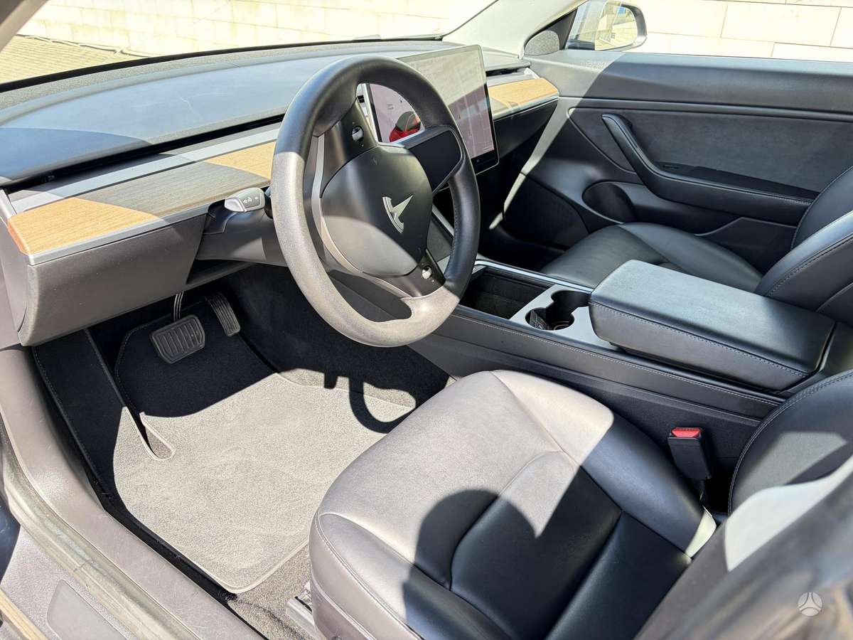 Tesla Model 3, 78 кВт·ч, Седан