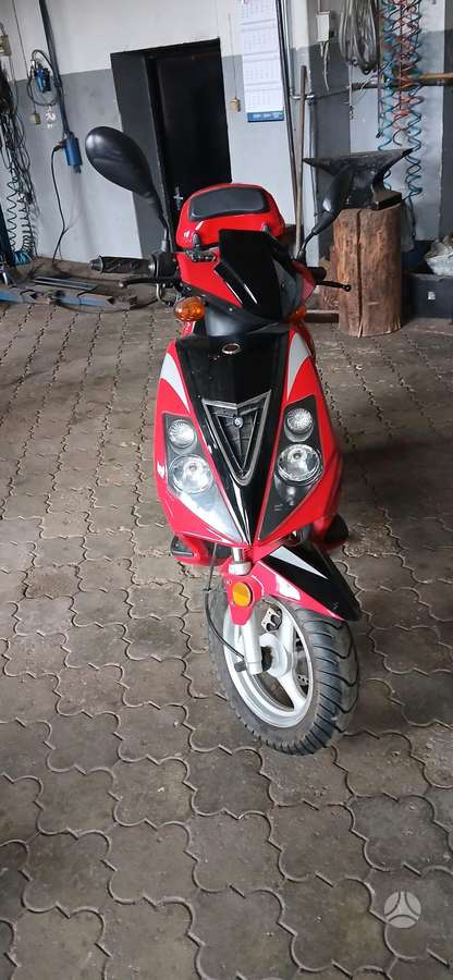 Yiben YB50QT-9 49cc, scooters / mopeds