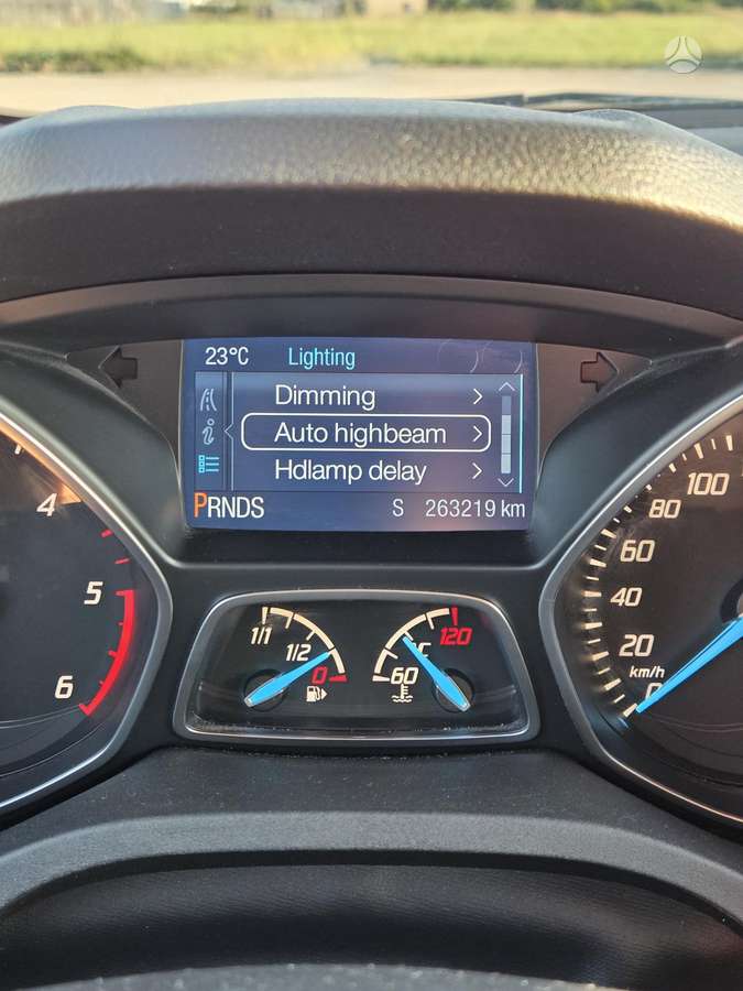 Ford Kuga, 2.0 l., off-road / crossover