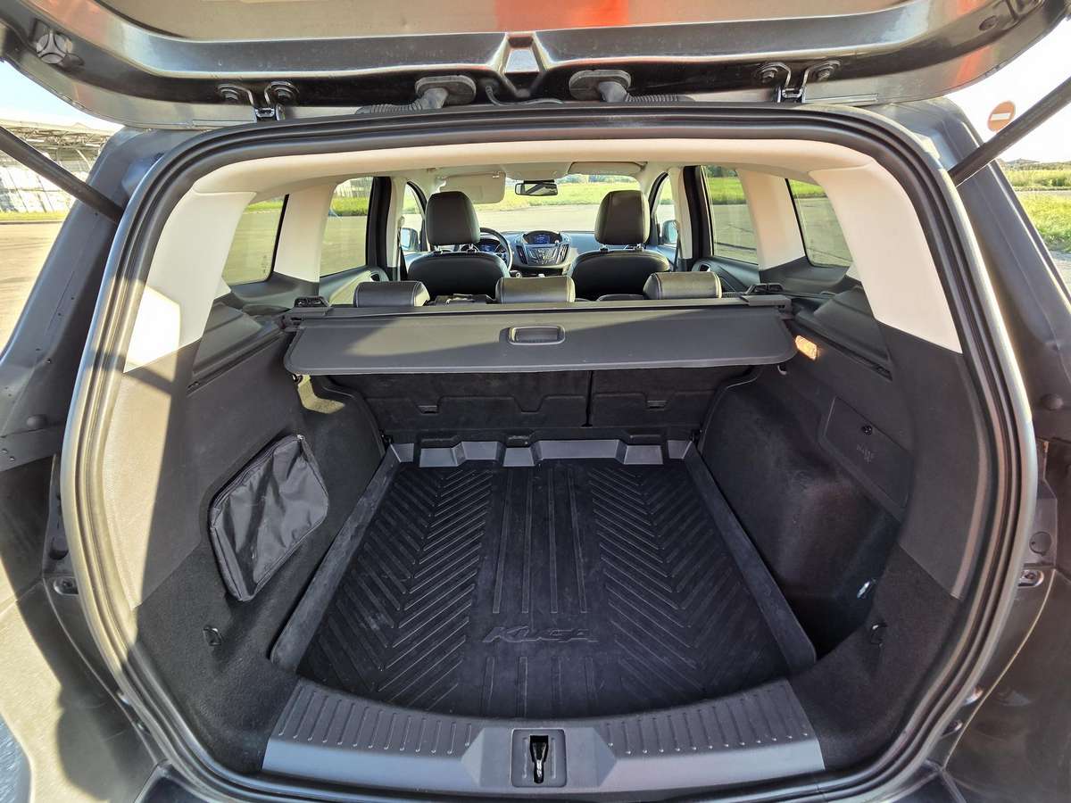 Ford Kuga, 2.0 l., off-road / crossover