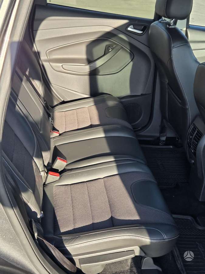Ford Kuga, 2.0 l., off-road / crossover