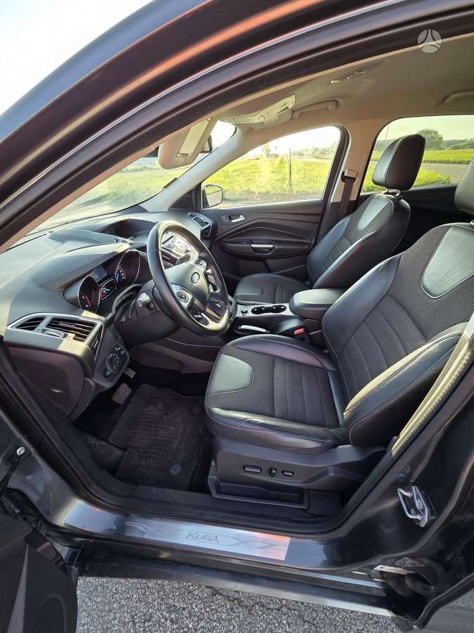 Ford Kuga, 2.0 l., off-road / crossover