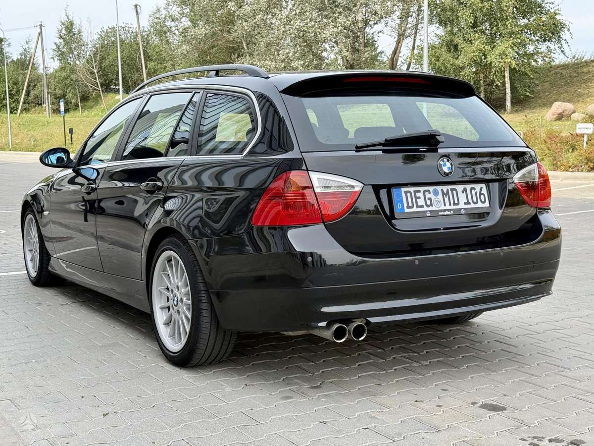 BMW 325, 3.0 l., wagon