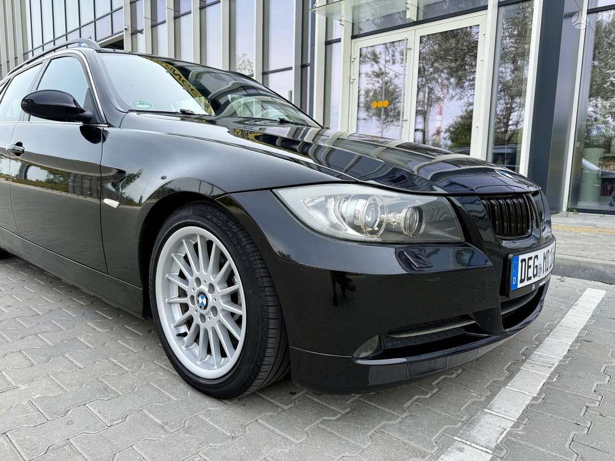 BMW 325, 3.0 l., wagon