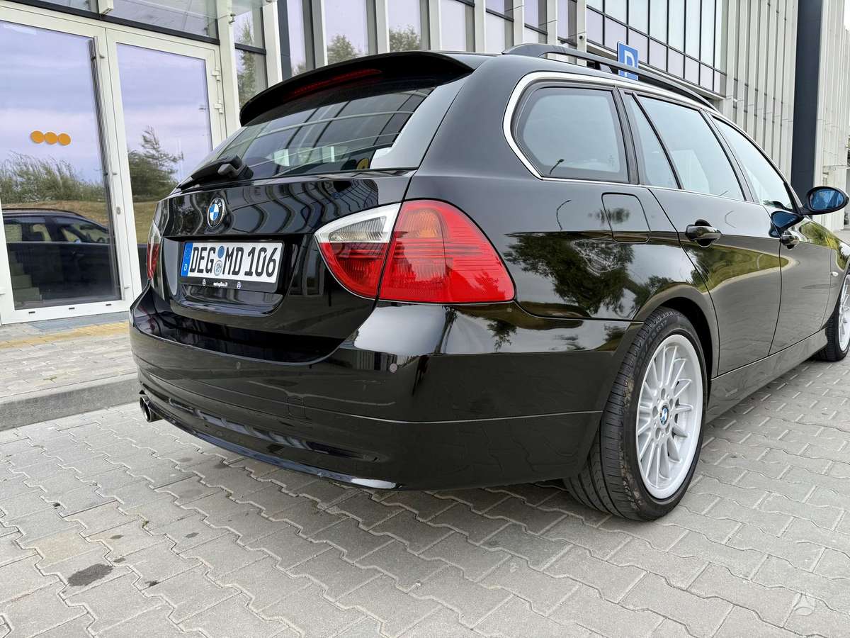 BMW 325, 3.0 l., wagon