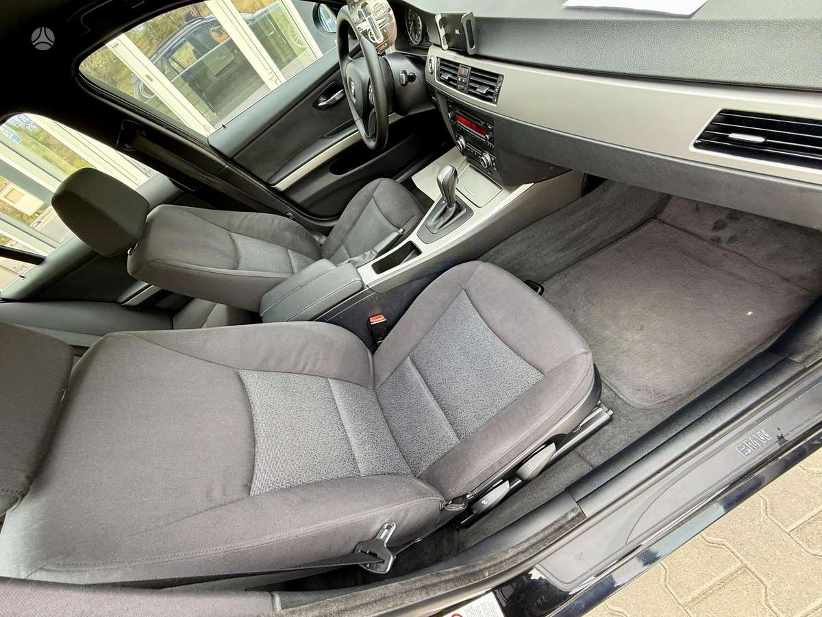BMW 325, 3.0 l., wagon