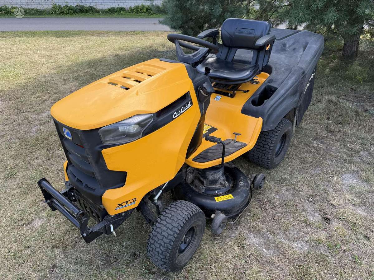 CUB CADET XT3, садовые тракторы