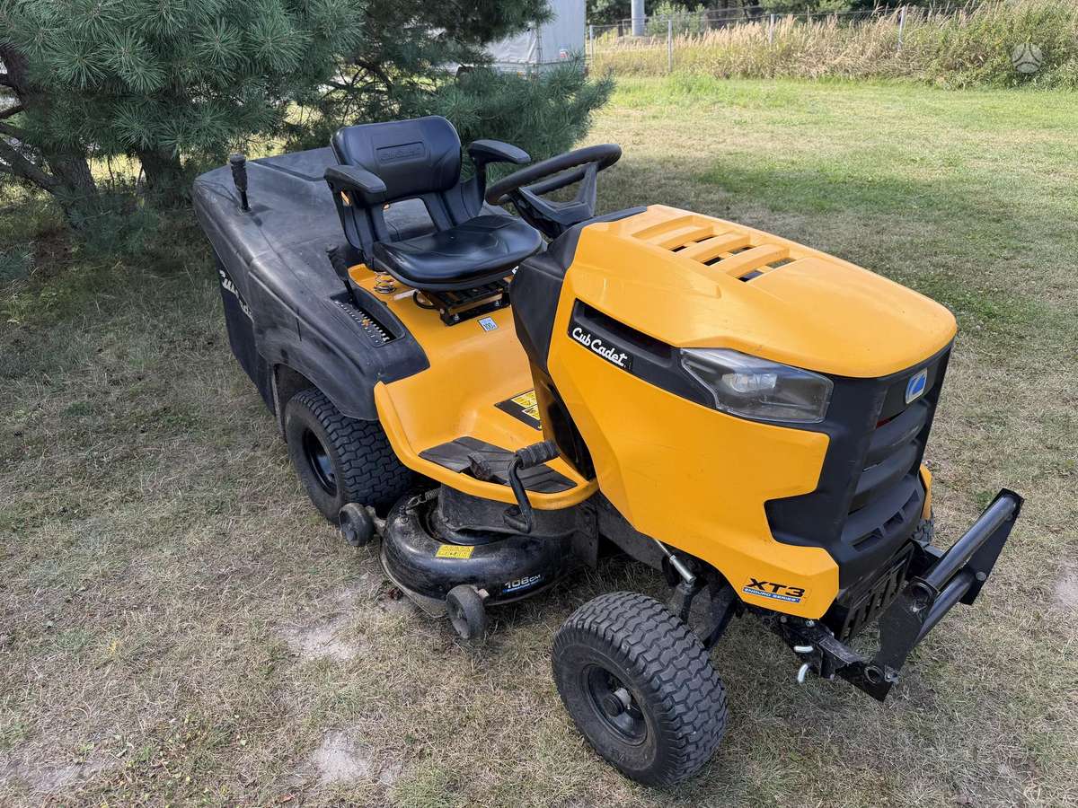 CUB CADET XT3, садовые тракторы