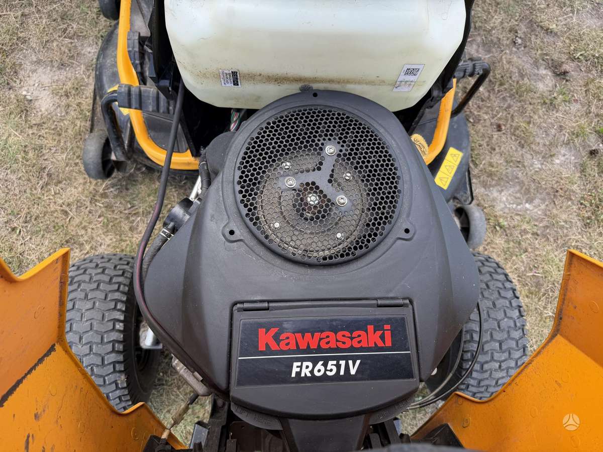 CUB CADET XT3, садовые тракторы