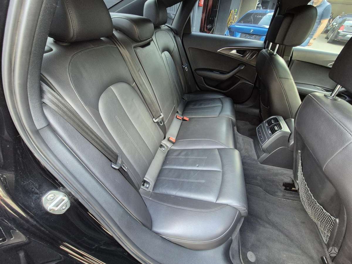 Audi A6, 2.0 l., Седан
