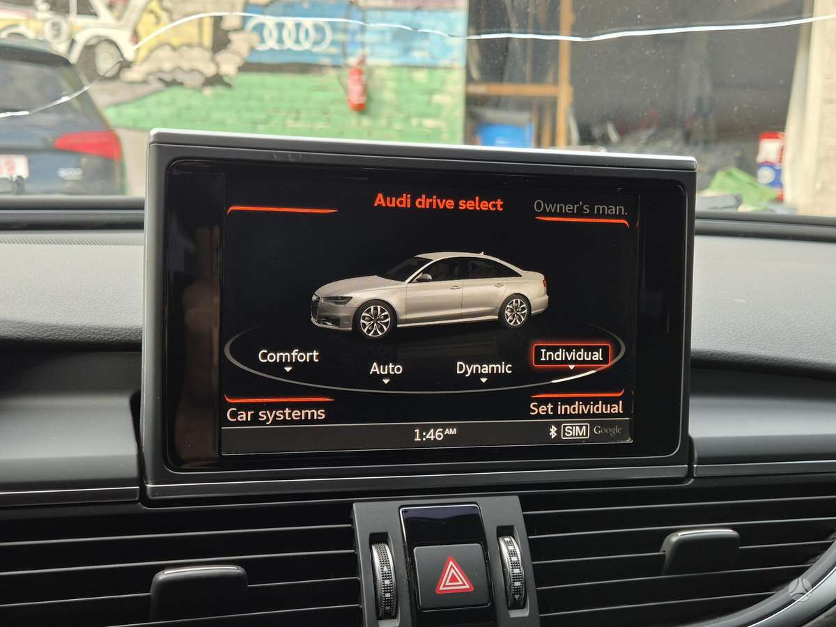 Audi A6, 2.0 l., Седан