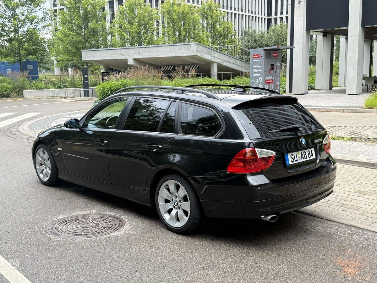 BMW 320, 2.0 l., wagon