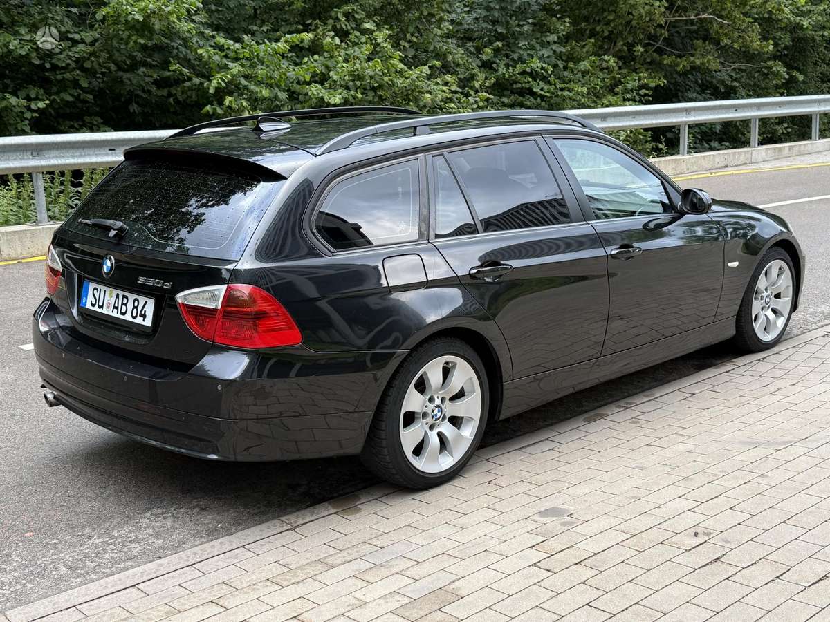 BMW 320, 2.0 l., universalas