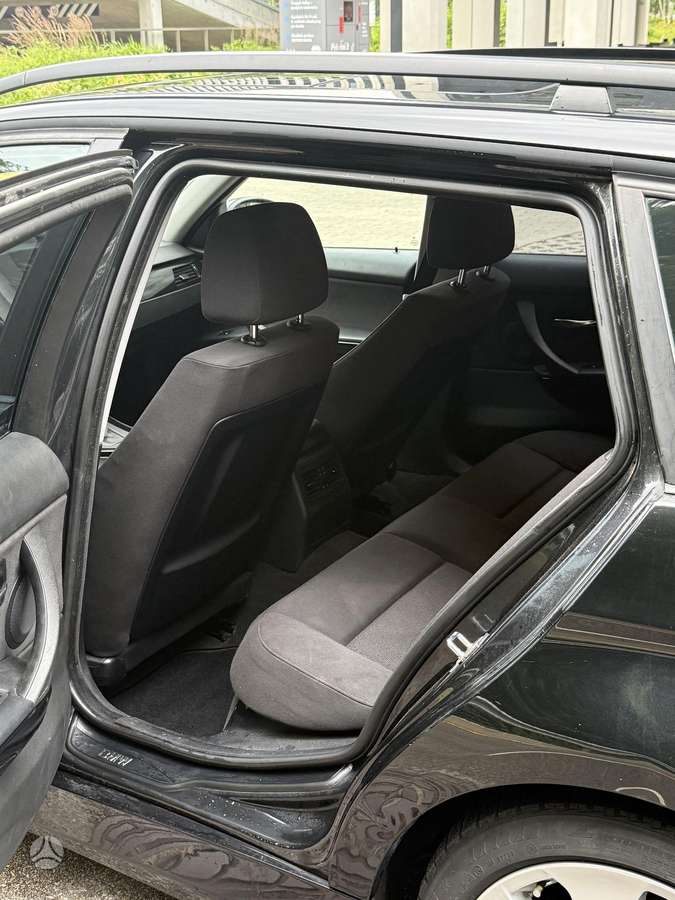 BMW 320, 2.0 l., wagon