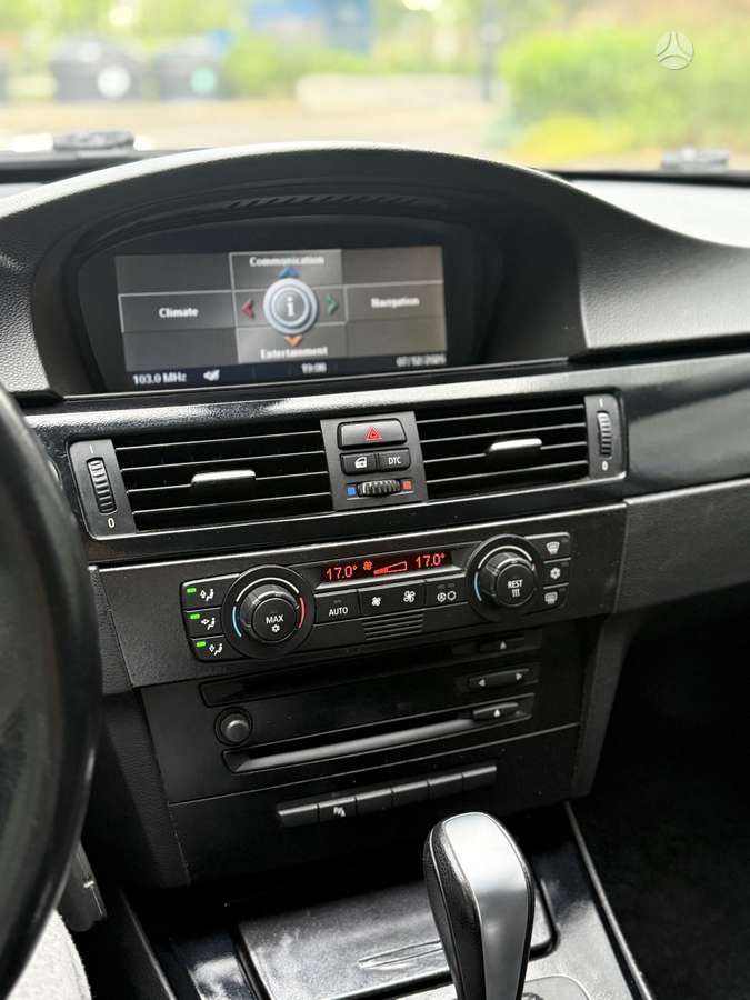 BMW 320, 2.0 l., wagon