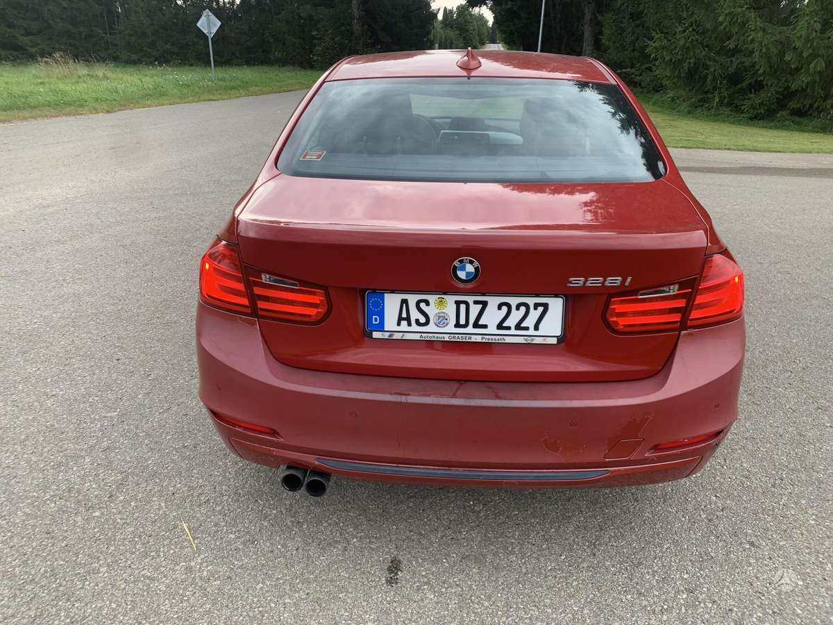 BMW 328, 2.0 l., Седан