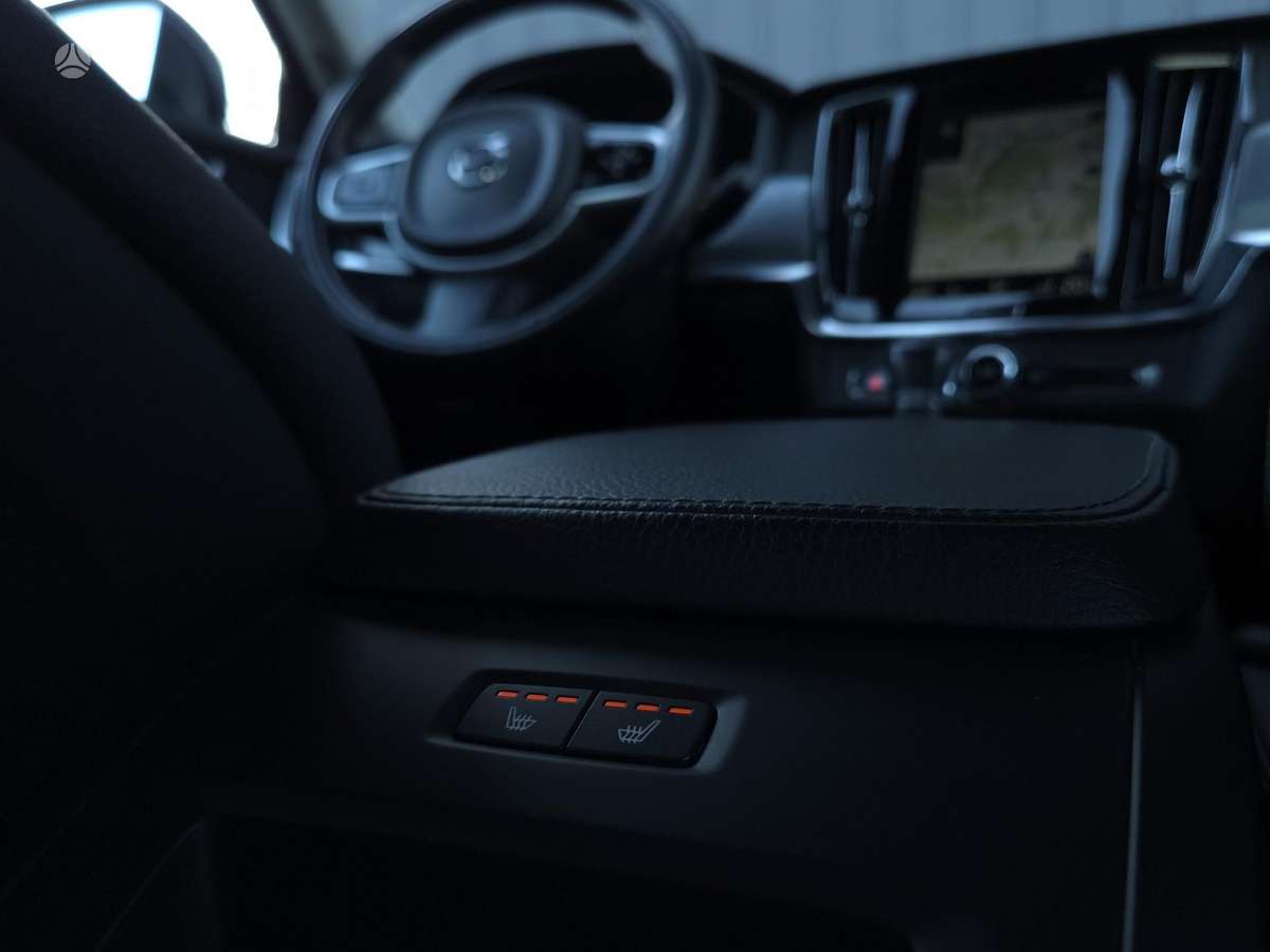 Volvo V90, 2.0 l., wagon