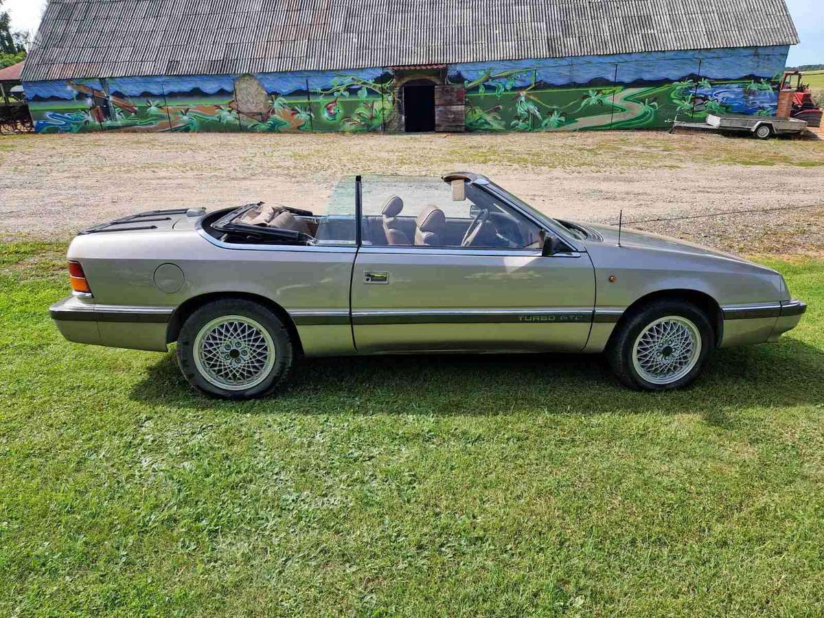 Chrysler LeBaron, convertible