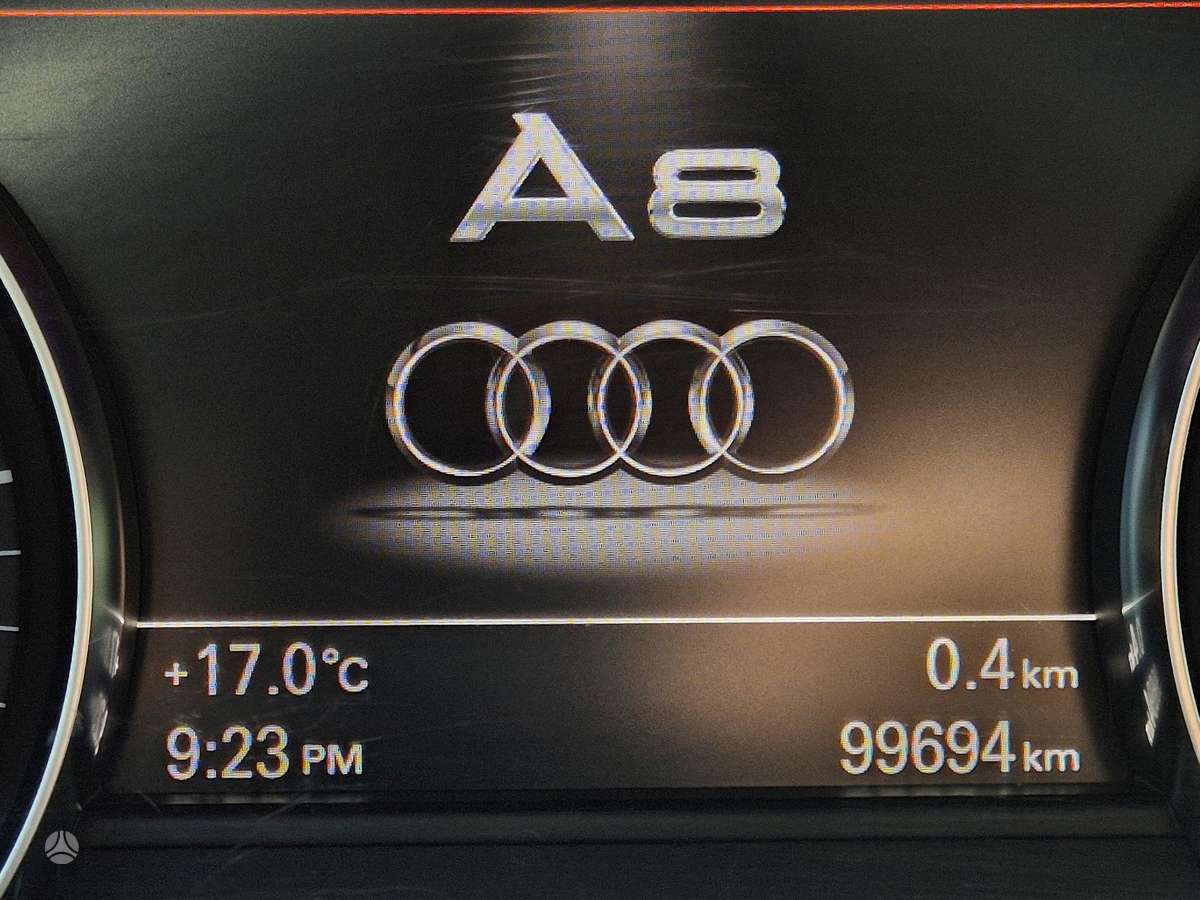 Audi A8 L, 3.0 l., Седан