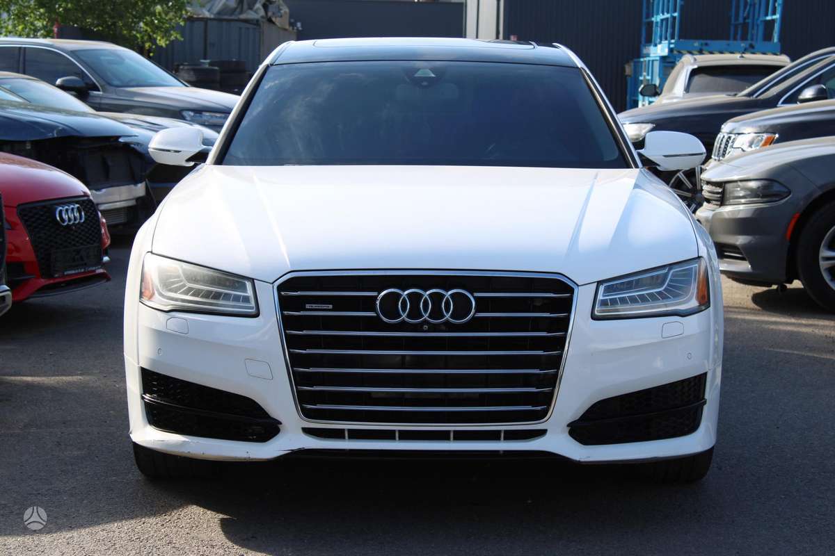 Audi A8 L, 3.0 l., Седан