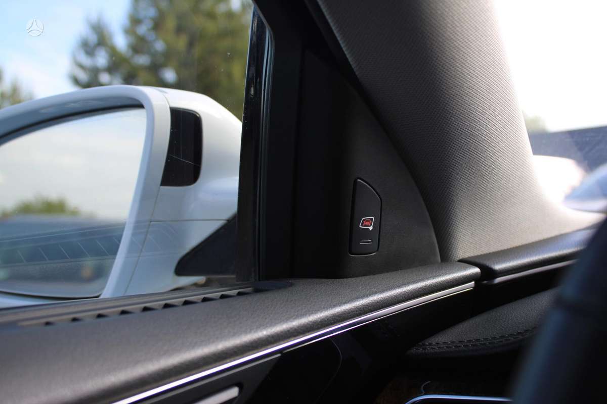 Audi A8 L, 3.0 l., Седан