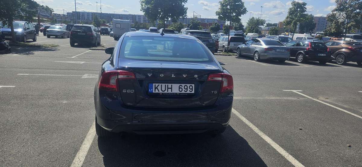 Volvo S60 - 3