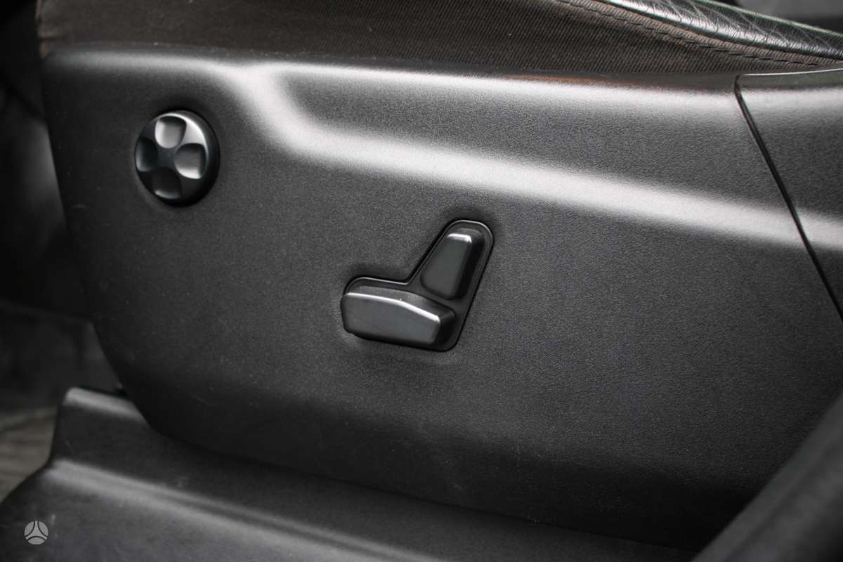 Dodge Durango, 5.7 l., off-road / crossover