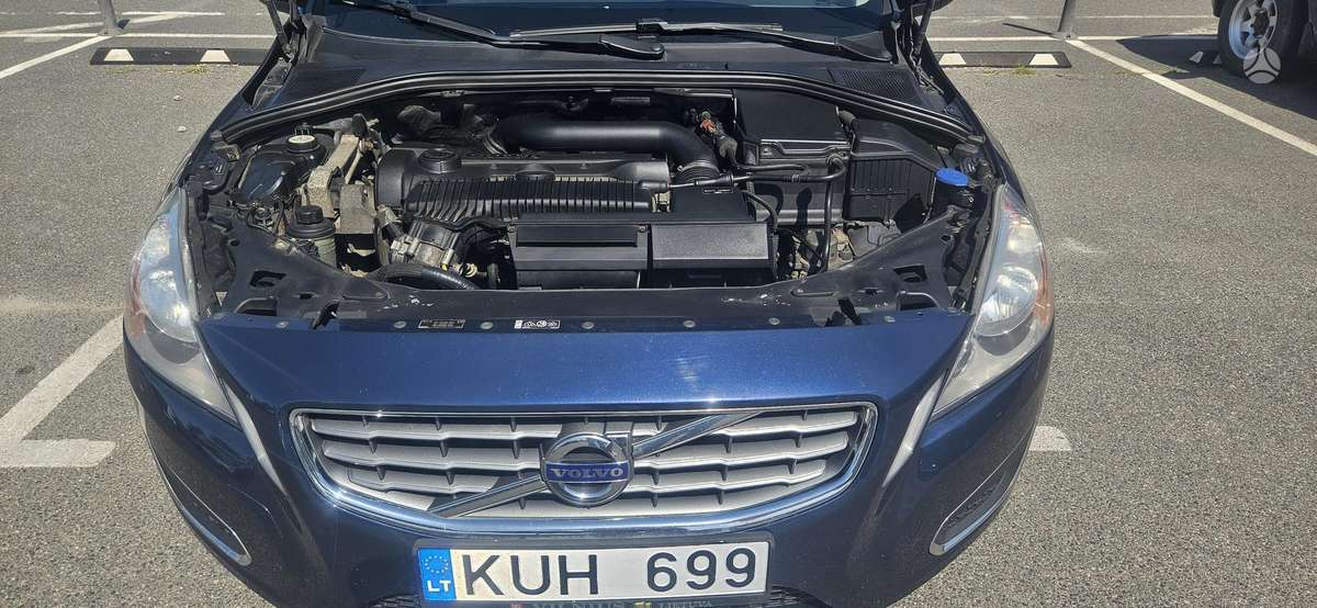 Volvo S60, 2.5 l., Седан