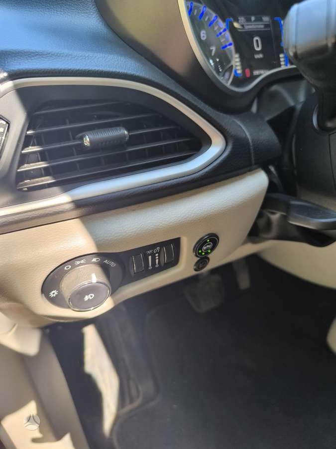 Chrysler Pacifica, 3.6 l., Минивэн