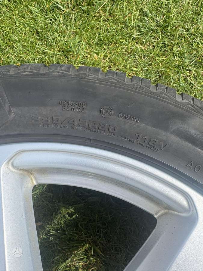 Audi Q7, lengvojo lydinio, R20