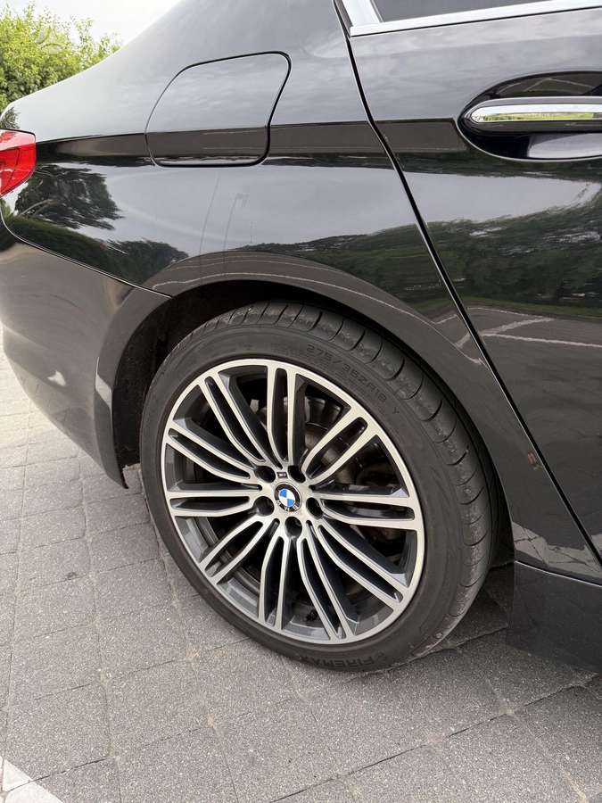 BMW 520, 2.0 l., Седан