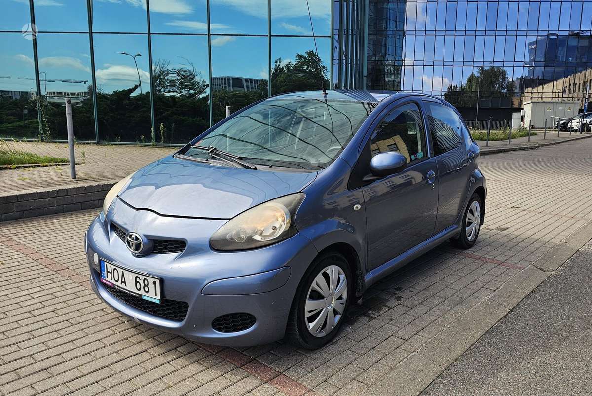 Toyota Aygo, 1.0 l., hatchback