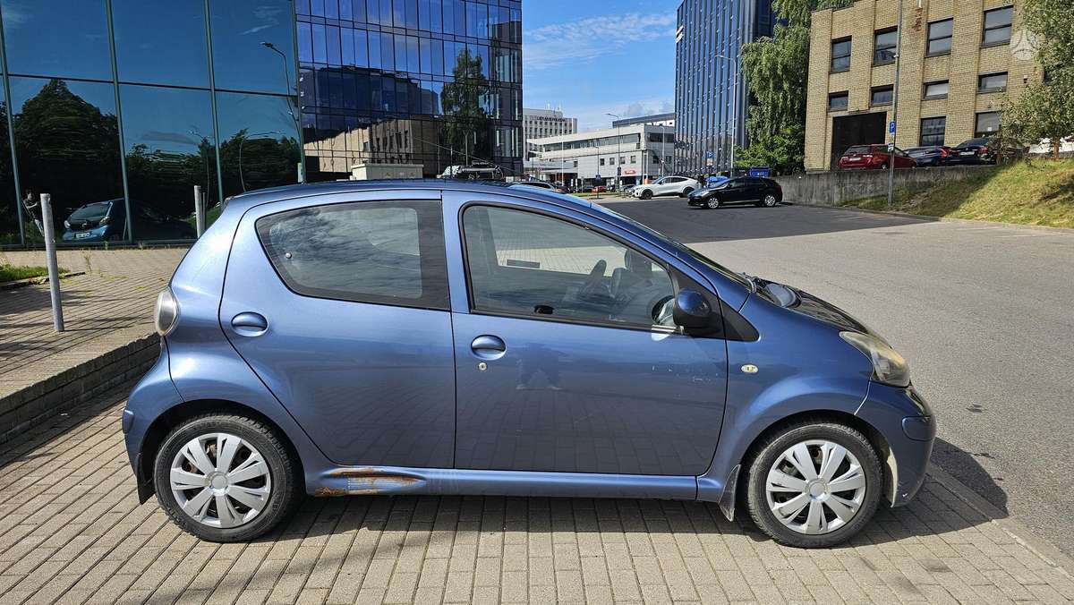 Toyota Aygo, 1.0 l., hatchback