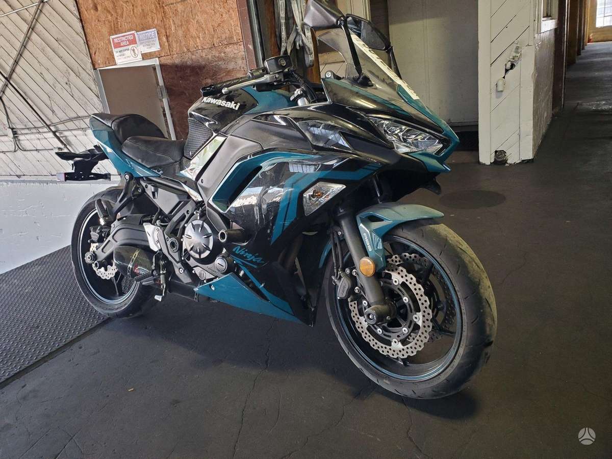 Kawasaki EX 650cc, superbikes