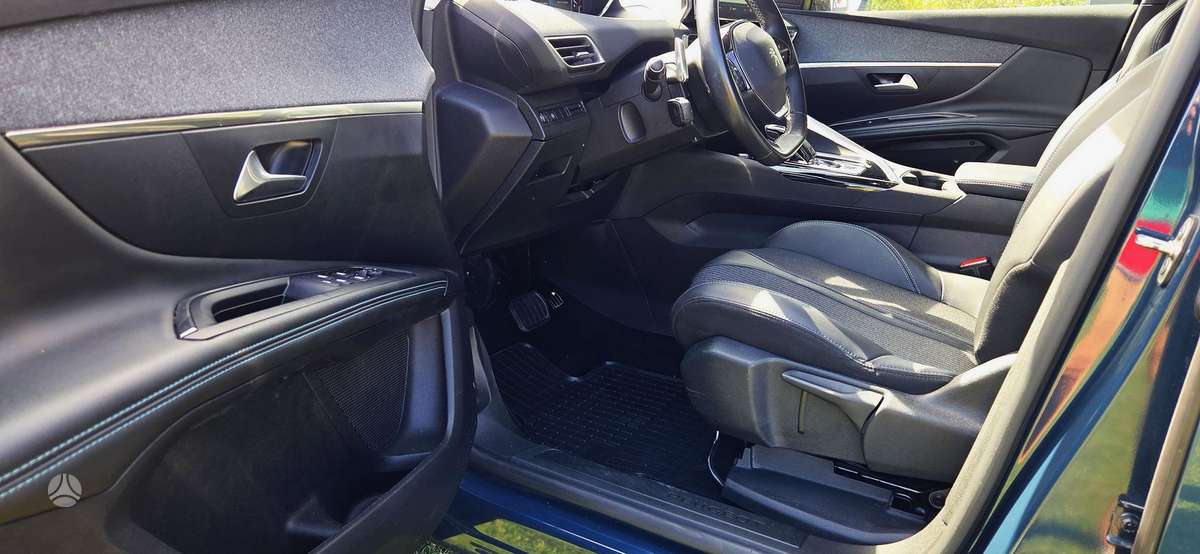 Peugeot 3008 - 5