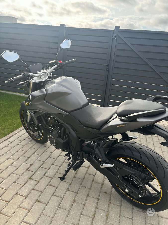VOGE 500R 500cc, street / classic