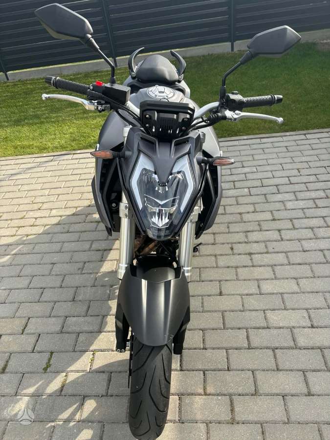 VOGE 500R 500cc, street / classic