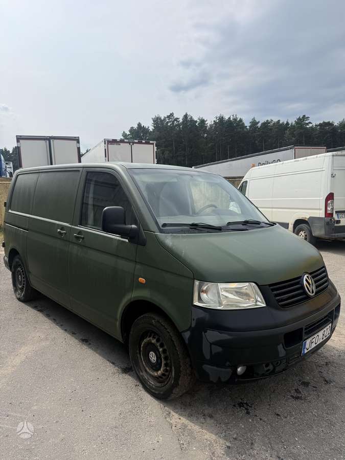 Volkswagen Transporter - 2