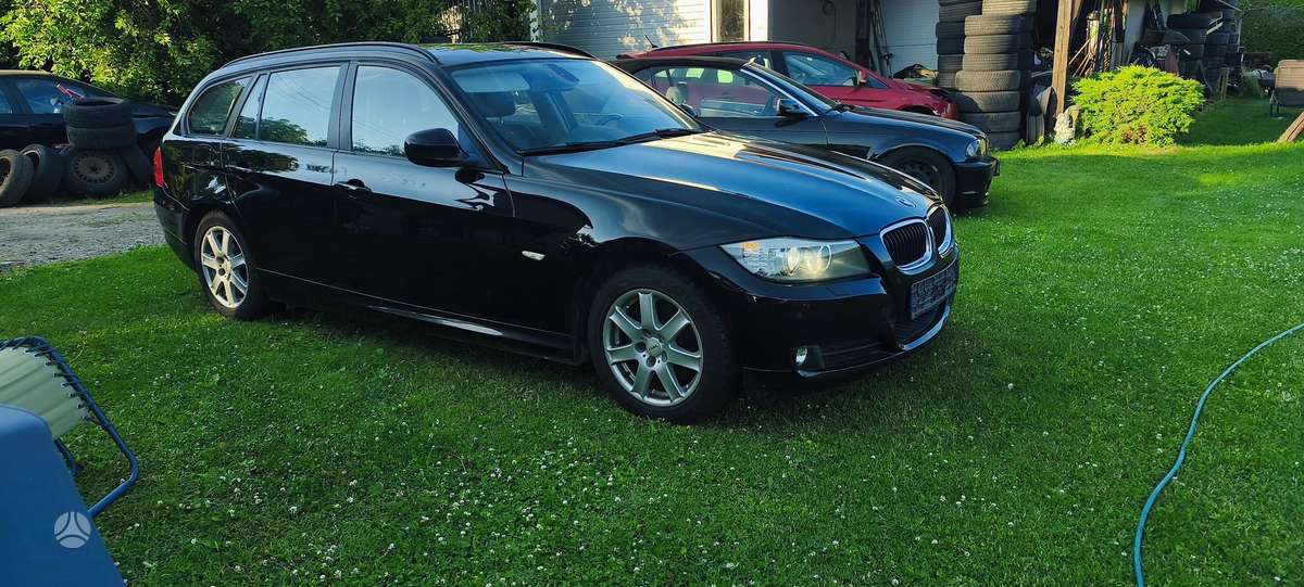 BMW 320, 2.0 l., universalas
