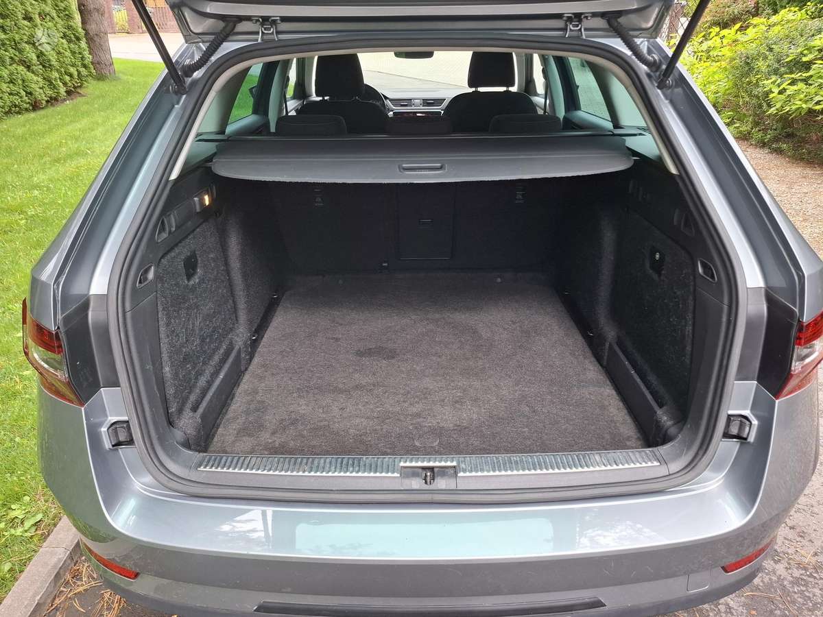 Skoda Superb, 1.6 l., Универсал