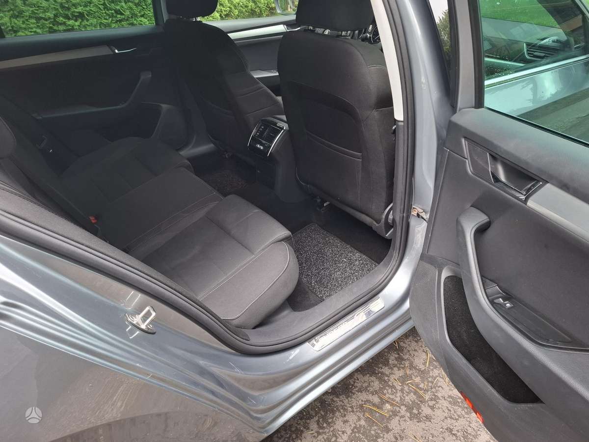 Skoda Superb, 1.6 l., Универсал