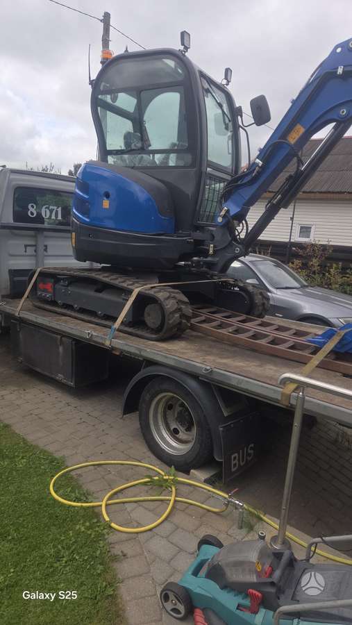 Renault Moscot, auto transporters