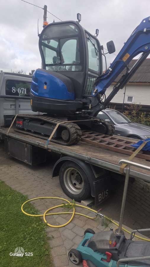 Renault Moscot, auto transporters