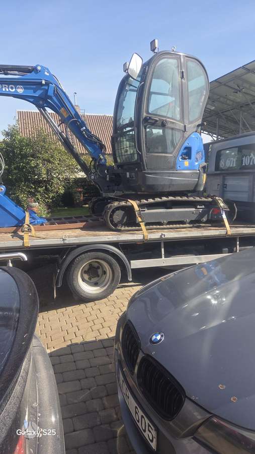 Renault Moscot, auto transporters