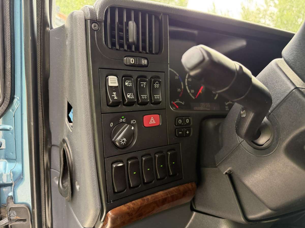 Scania R500 6x2 Manual, double sleeper
