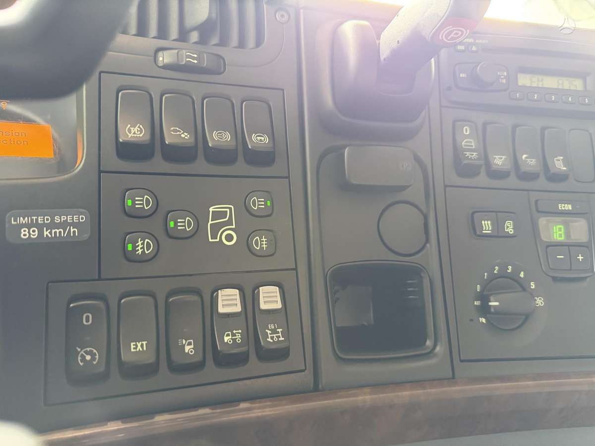 Scania R500 6x2 Manual, double sleeper