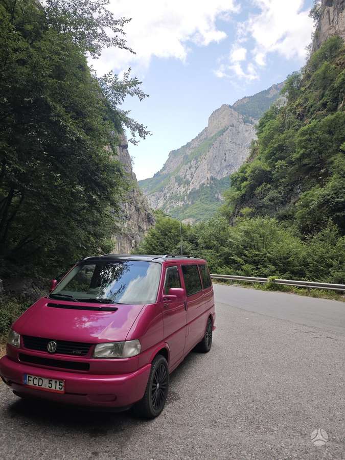 Volkswagen Multivan, 2.5 l., Минивэн